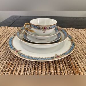 Blue Floral Crown Imperial  Czecho-Siowakia Lauriston 6 piece place setting